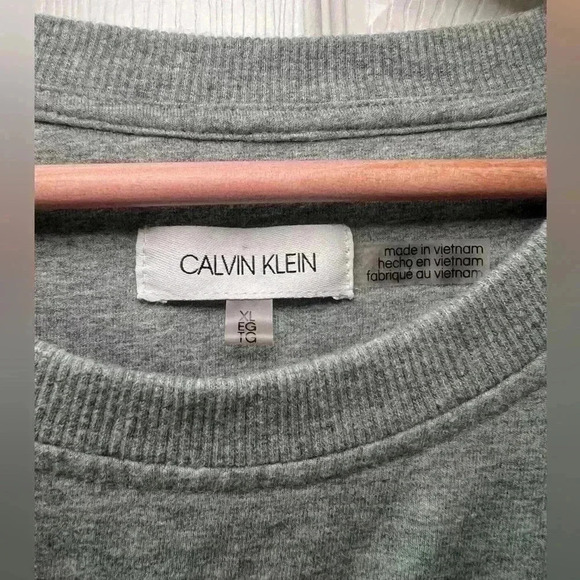 Calvin Klein Gray Crewneck Women's XL - Picture 3 of 4